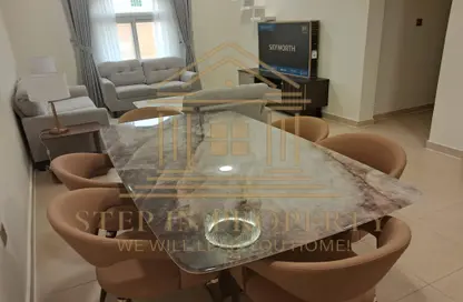 Apartment - 2 Bedrooms - 2 Bathrooms for rent in Al Munithir Bin Amr Street - Madinat Khalifa - Doha