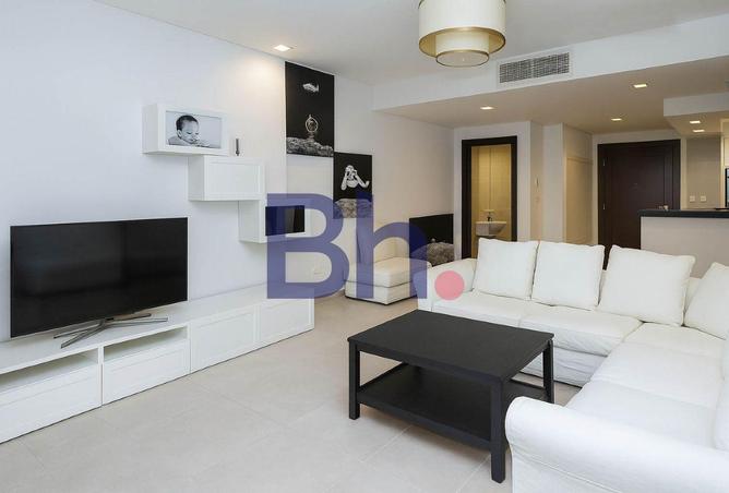 972149 - Property Image 2