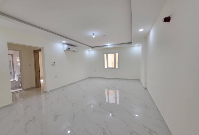 945287 - Property Main Image