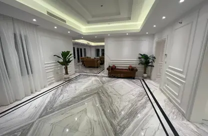 Apartment - 3 Bedrooms - 4 Bathrooms for sale in Marina Gate - Porto Arabia - The Pearl Island - Doha