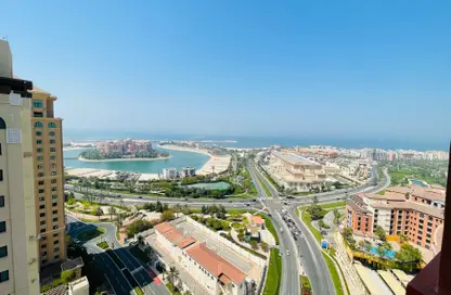 Apartment - 3 Bedrooms - 4 Bathrooms for rent in West Porto Drive - Porto Arabia - The Pearl Island - Doha