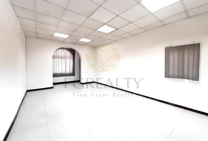 1003040 - Property Image 3