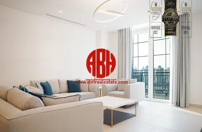 Apartment - 1 Bedroom - 2 Bathrooms for rent in Floresta Gardens - Floresta Gardens - The Pearl Island - Doha