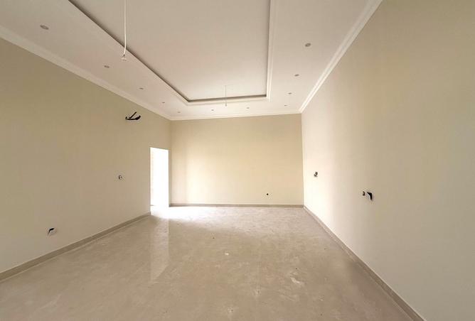 931938 - Property Image 3
