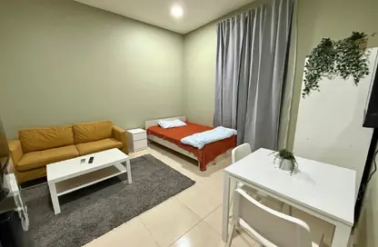 Apartment - Studio - 1 Bathroom for rent in Souk Al gharaffa - Al Gharrafa - Doha