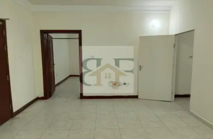 Apartment - 1 Bedroom - 1 Bathroom for rent in Umm Ghwailina Comm - Umm Ghuwalina - Umm Ghuwailina - Doha Apartment - 1 Bedroom - 1 Bathroom for rent in Umm Ghwailina Comm - Umm Ghuwalina - Umm Ghuwailina - Doha
