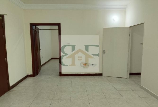 983635 - Property Main Image