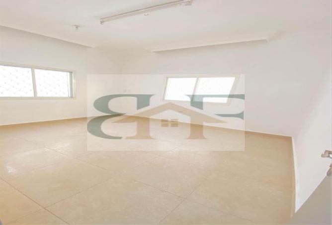 999964 - Property Image 2