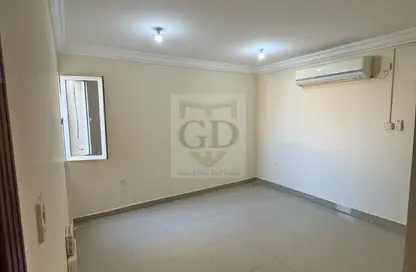 (بنتهاوس  (روف - 1 حمام للايجار في الثمامة - الثمامة - الدوحة