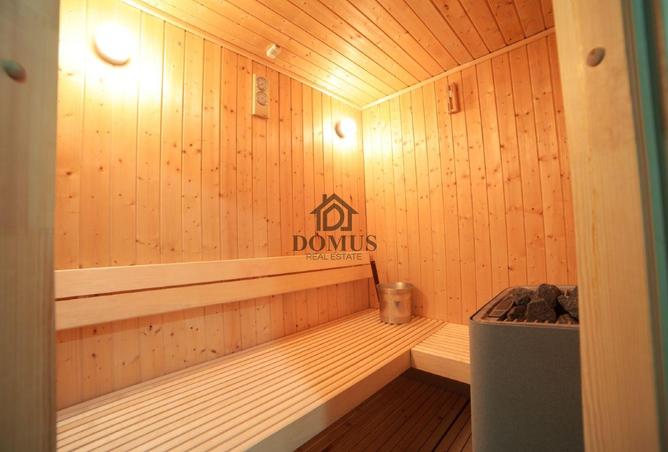 975463 - Property Image 3