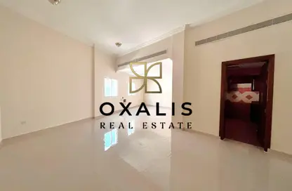 Apartment - 2 Bedrooms - 2 Bathrooms for rent in Hadramout Street - Doha Al Jadeed - Doha