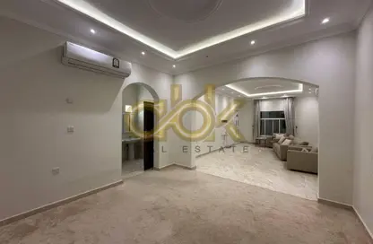 Apartment - 5 Bedrooms - 6 Bathrooms for rent in Al Wakra - Al Wakra - Al Wakrah - Al Wakra