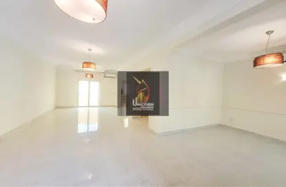 مجمع سكني - 3 غرف نوم - 3 حمامات للايجار في شارع ام السنيم - عين خالد - الدوحة