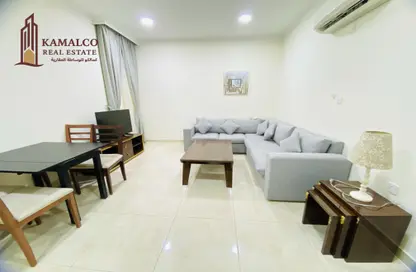 Apartment - 1 Bedroom - 2 Bathrooms for rent in Umm Ghwailina Comm - Umm Ghuwalina - Umm Ghuwailina - Doha