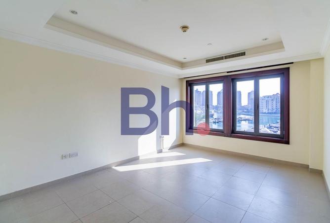 965709 - Property Image 3