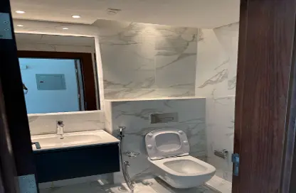 Apartment - 1 Bedroom - 2 Bathrooms for rent in Gewan Island - The Pearl Island - Doha