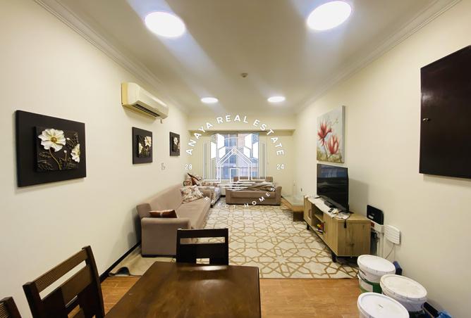 956882 - Property Image 3