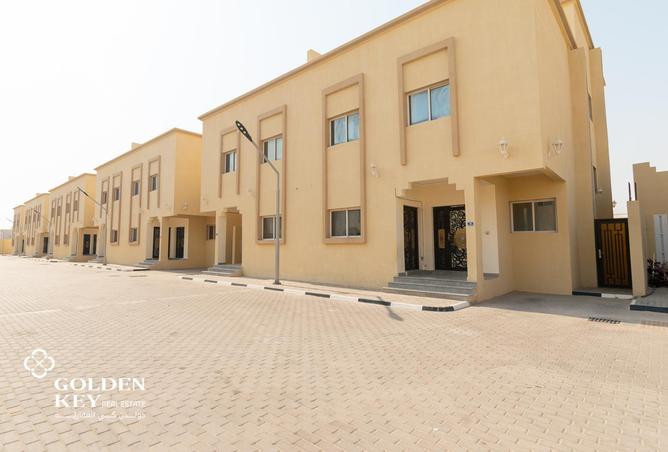 899014 - Property Image 2