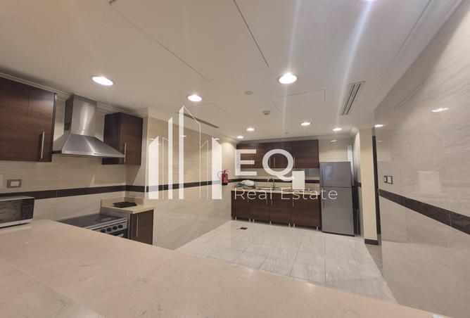 948319 - Property Image 3