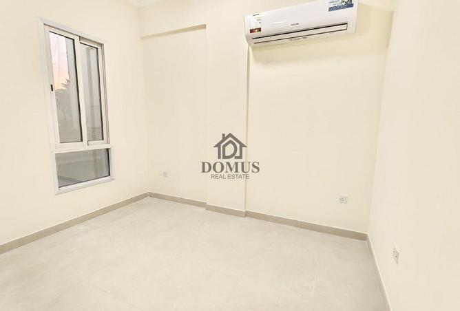 999423 - Property Image 2