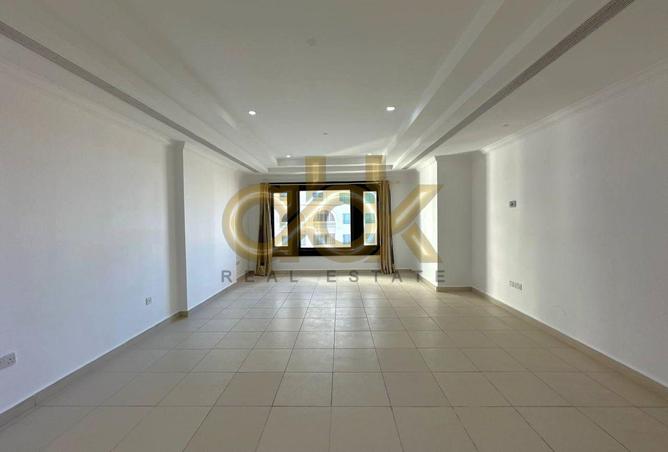 963466 - Property Image 2