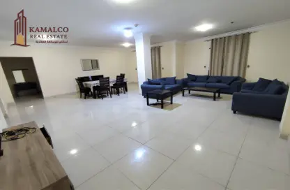 Apartment - 2 Bedrooms - 2 Bathrooms for rent in Al Mansoura - Al Mansoura - Doha