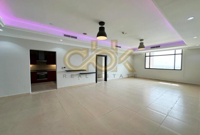 988177 - Property Image 3