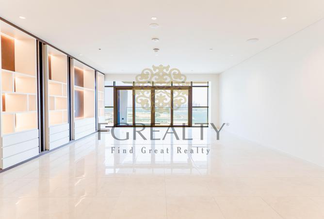 877564 - Property Image 2