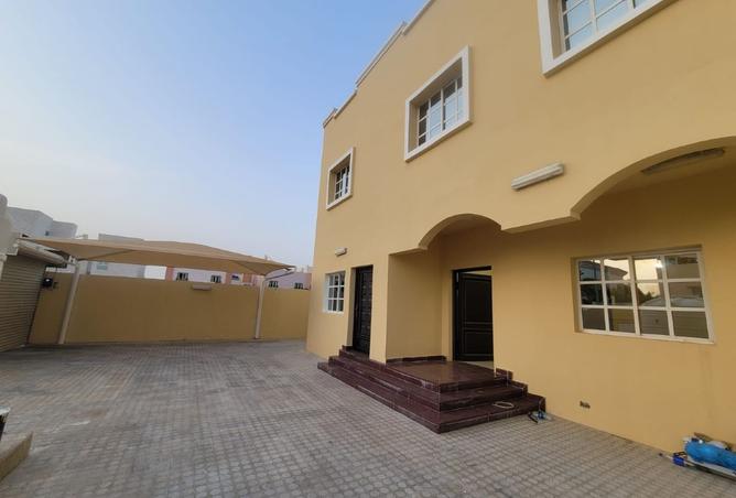 978371 - Property Image 2