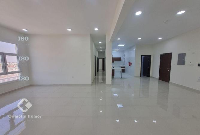 960358 - Property Image 2