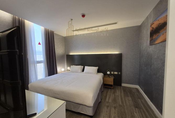 982456 - Property Image 3