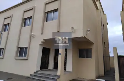 Compound - 6 Bedrooms - 5 Bathrooms for rent in Al Sakhama - Doha