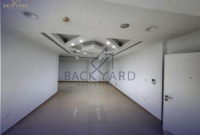 952840 - Property Image 3