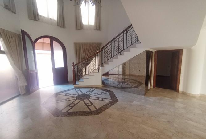 1010747 - Property Image 2