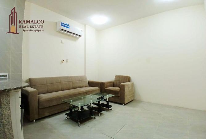 963833 - Property Image 2