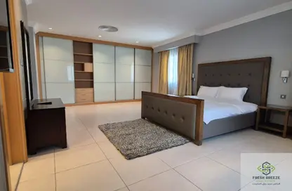 Apartment - 1 Bedroom - 2 Bathrooms for rent in Al Sadd Road - Al Sadd - Doha