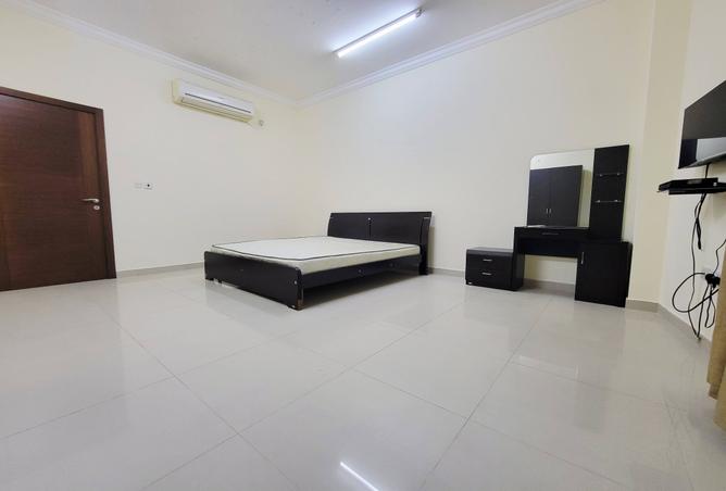 939312 - Property Image 2