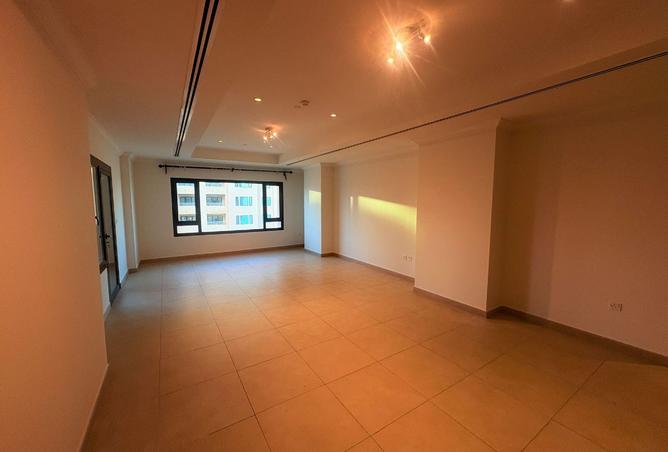 1002363 - Property Image 3