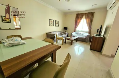 Apartment - 2 Bedrooms - 2 Bathrooms for rent in Umm Ghuwalina - Umm Ghuwailina - Doha