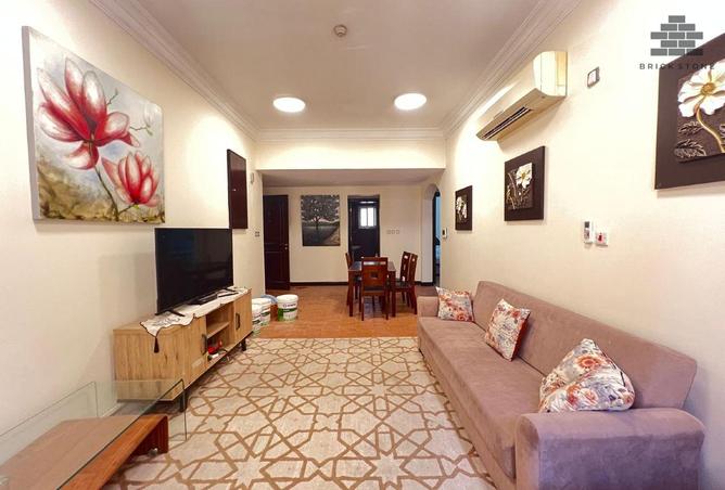 988476 - Property Main Image