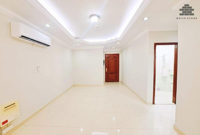 999363 - Property Image 2