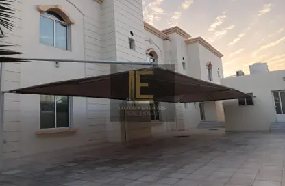 فيلا - 8 غرف نوم - 8 حمامات للايجار في فلل واست باي لاغون - وست باي لاجون - بحيرة وست لاجون - الدوحة