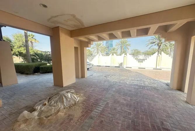 1008700 - Property Image 3