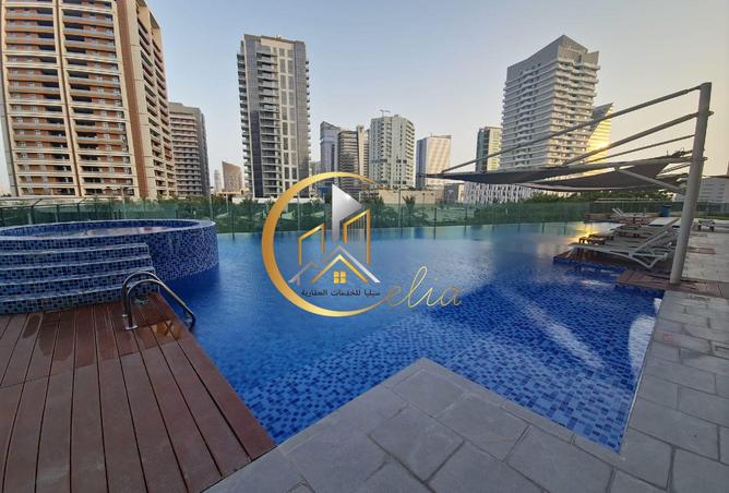 911843 - Property Image 3
