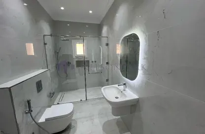 Villa - 6 Bedrooms - 7 Bathrooms for rent in Al Markhiya Street - Al Markhiya - Doha