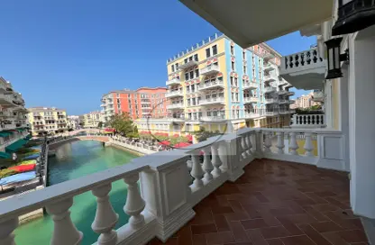 Balcony image for: Apartment - 2 Bedrooms - 3 Bathrooms for rent in Carnaval - Qanat Quartier - The Pearl Island - Doha, Image 1