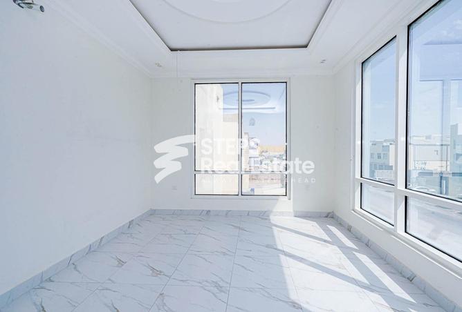 991593 - Property Image 3