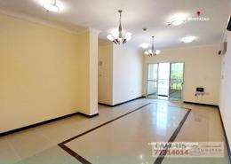 صورةغرفة فارغة لـ: شقة - 3 غرف نوم - 3 حمامات للكراء في شارع المنتزه - المنتزه - الدوحة, صورة 1