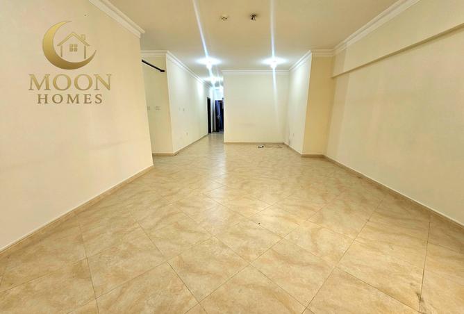 1005878 - Property Image 2