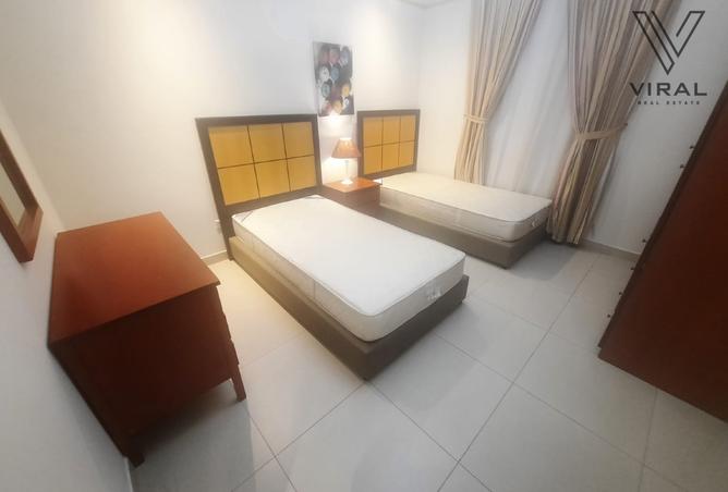 876707 - Property Image 2